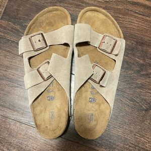 BIRKENSTOCK Arizona Suede Taupe Soft footbed